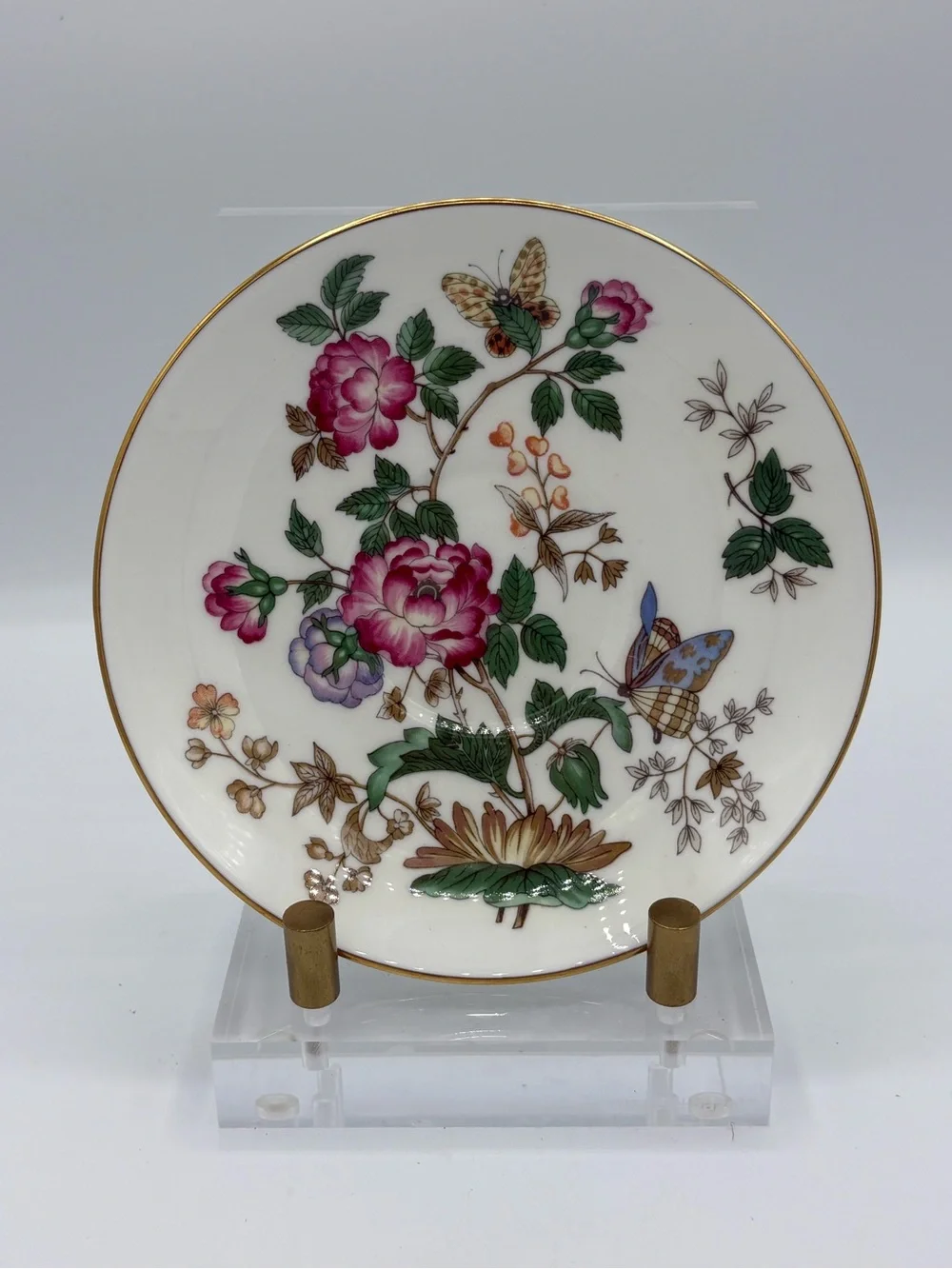 Wedgwood Charnwood Bone China Tea Cups & Saucers Set 4 England Gold Trim